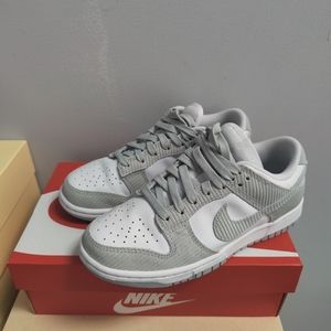 Nike Dunk Low Corduroy